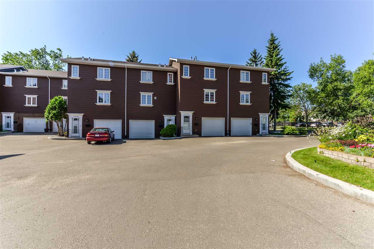 17008 67 Avenue - Photo 1