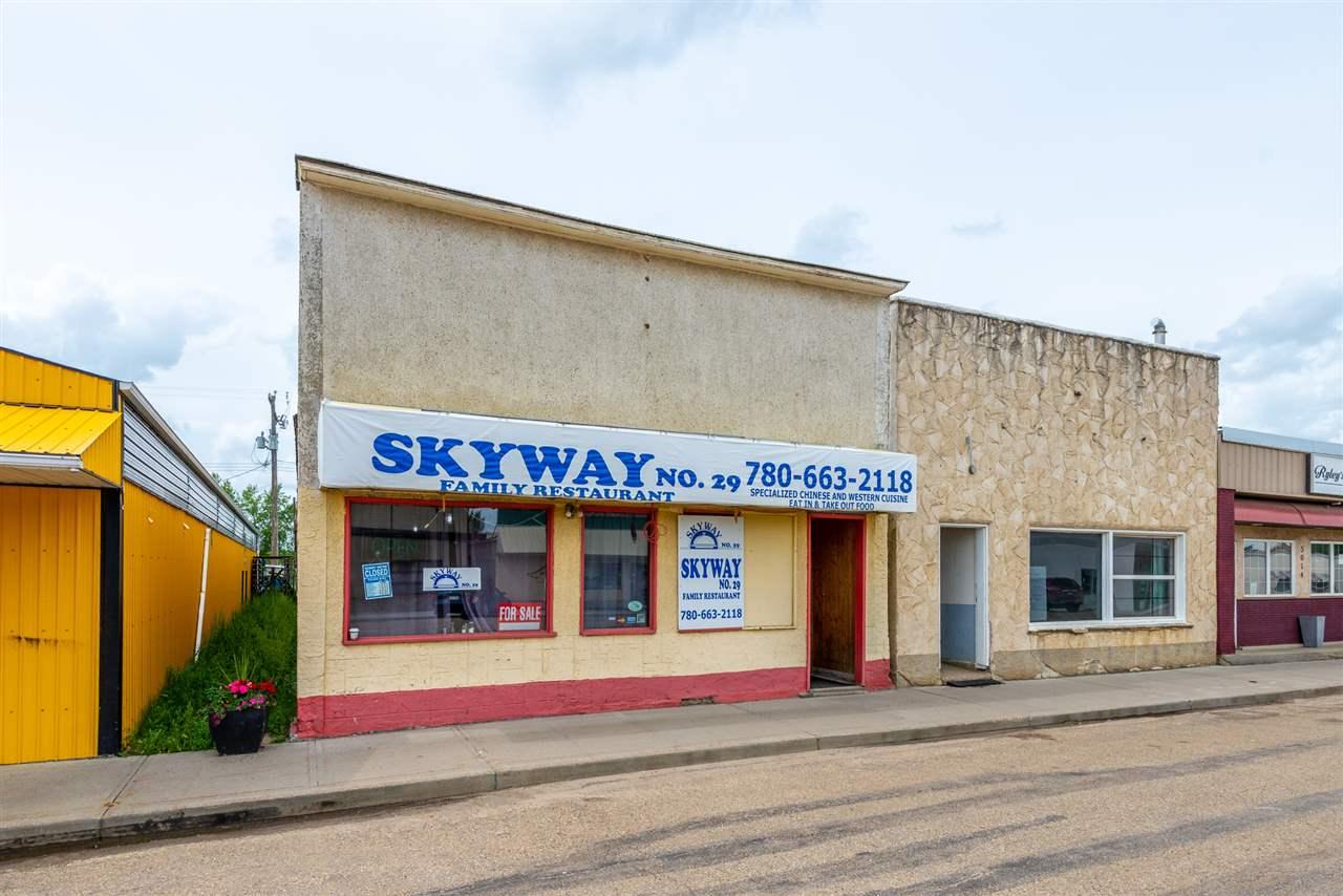5010 50 ST - Photo 1