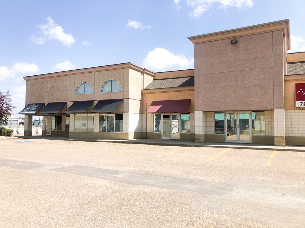 16872 111 AV NW - Photo 1