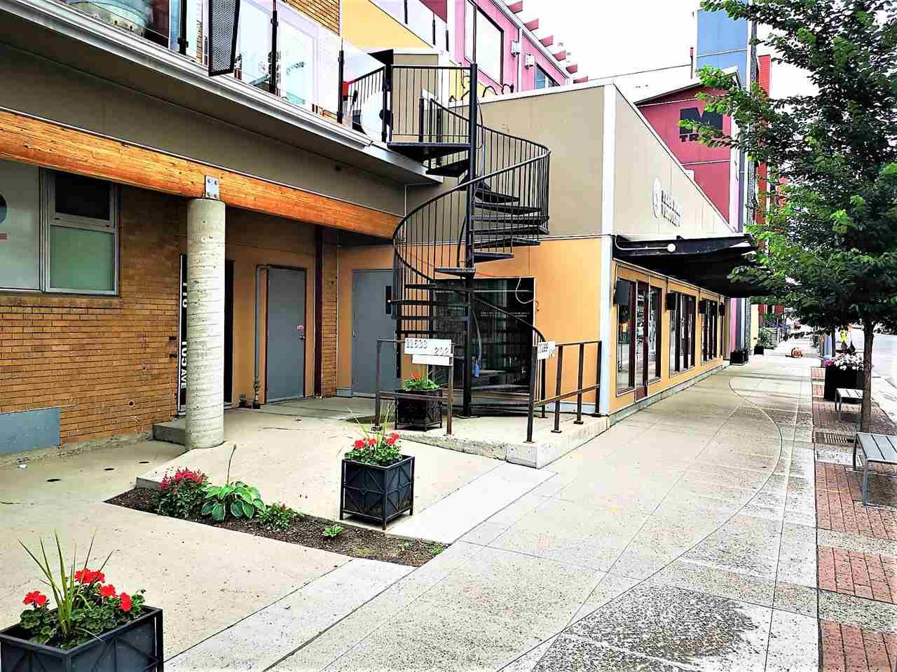 210 11633 105 Avenue - Photo 1