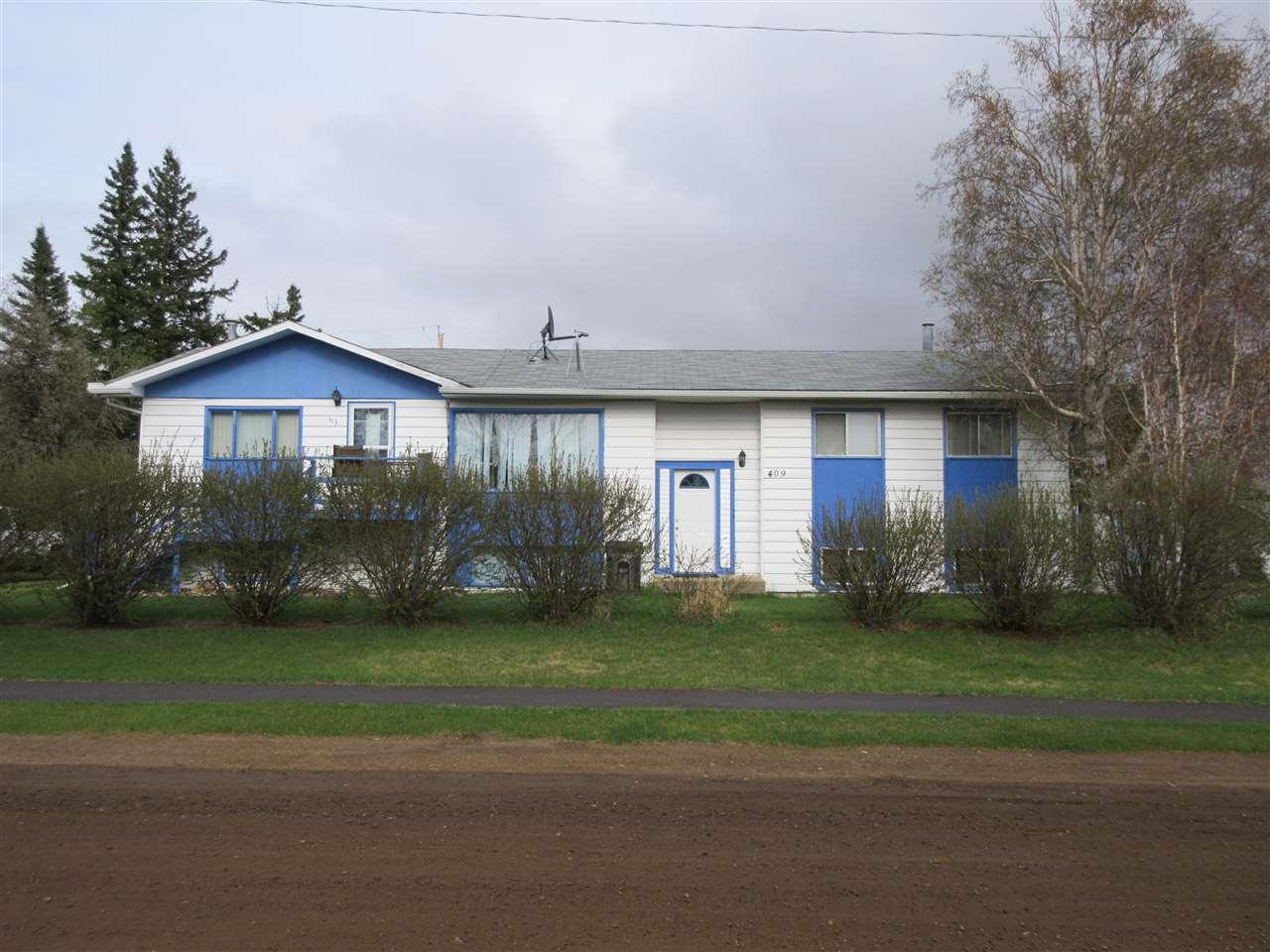 409 6 ST - Photo 1