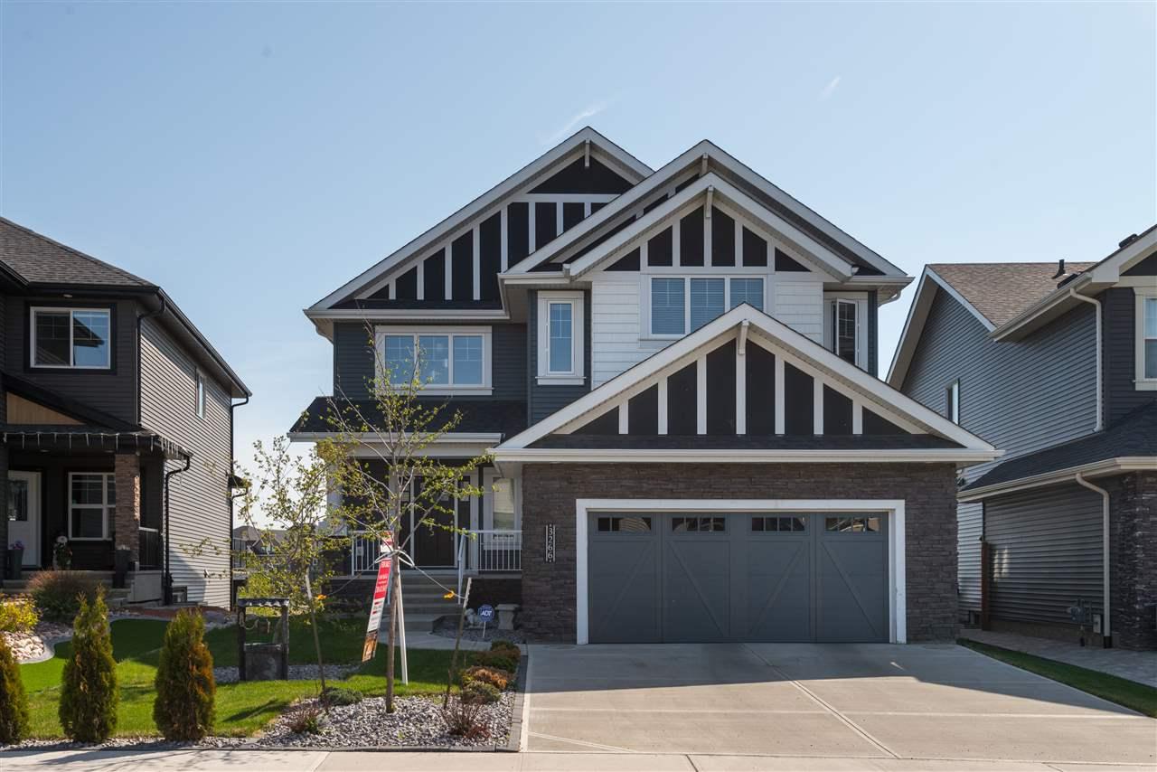 3266 Winspear Crescent - Photo 1