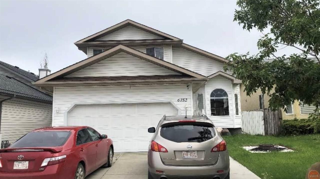 6752 165 Avenue - Photo 1