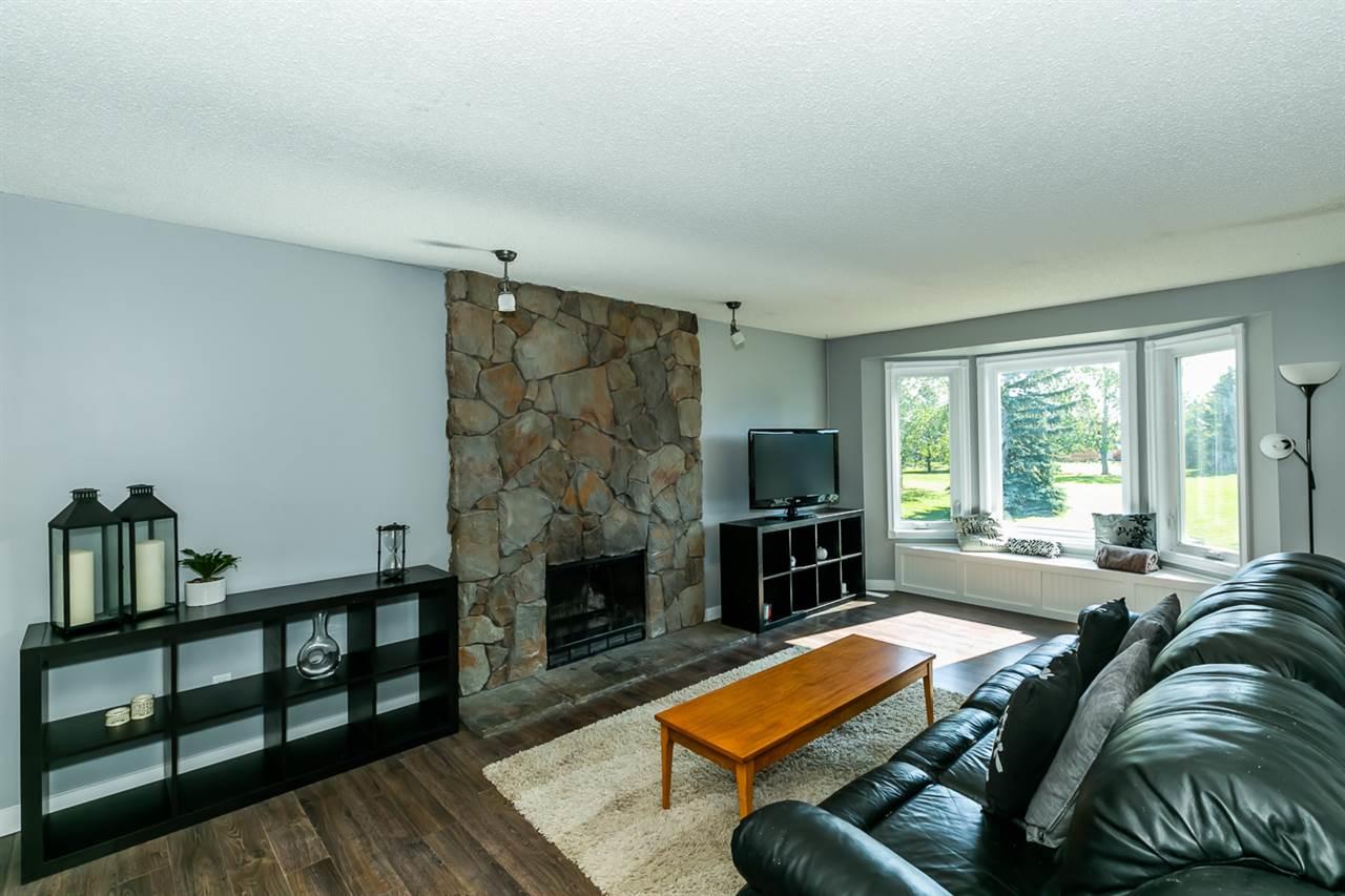 3520 48 Street - Photo 1