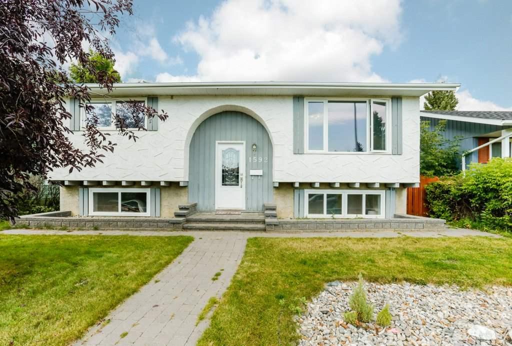 1592 Knottwood Road - Photo 1