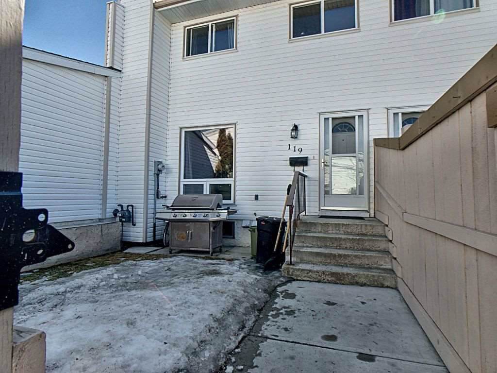 119 Marlborough Place - Photo 1