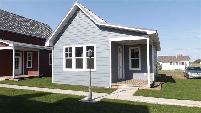 4908 51 Street - Photo 1