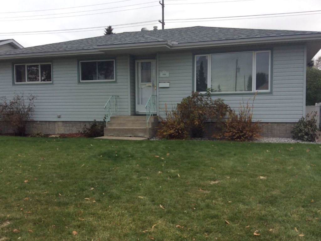 5503 102 Avenue - Photo 1