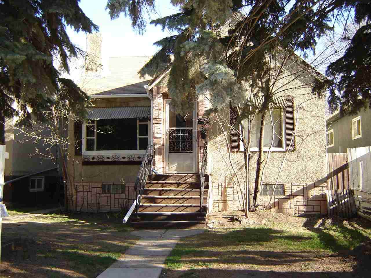 10460 76 Avenue - Photo 1