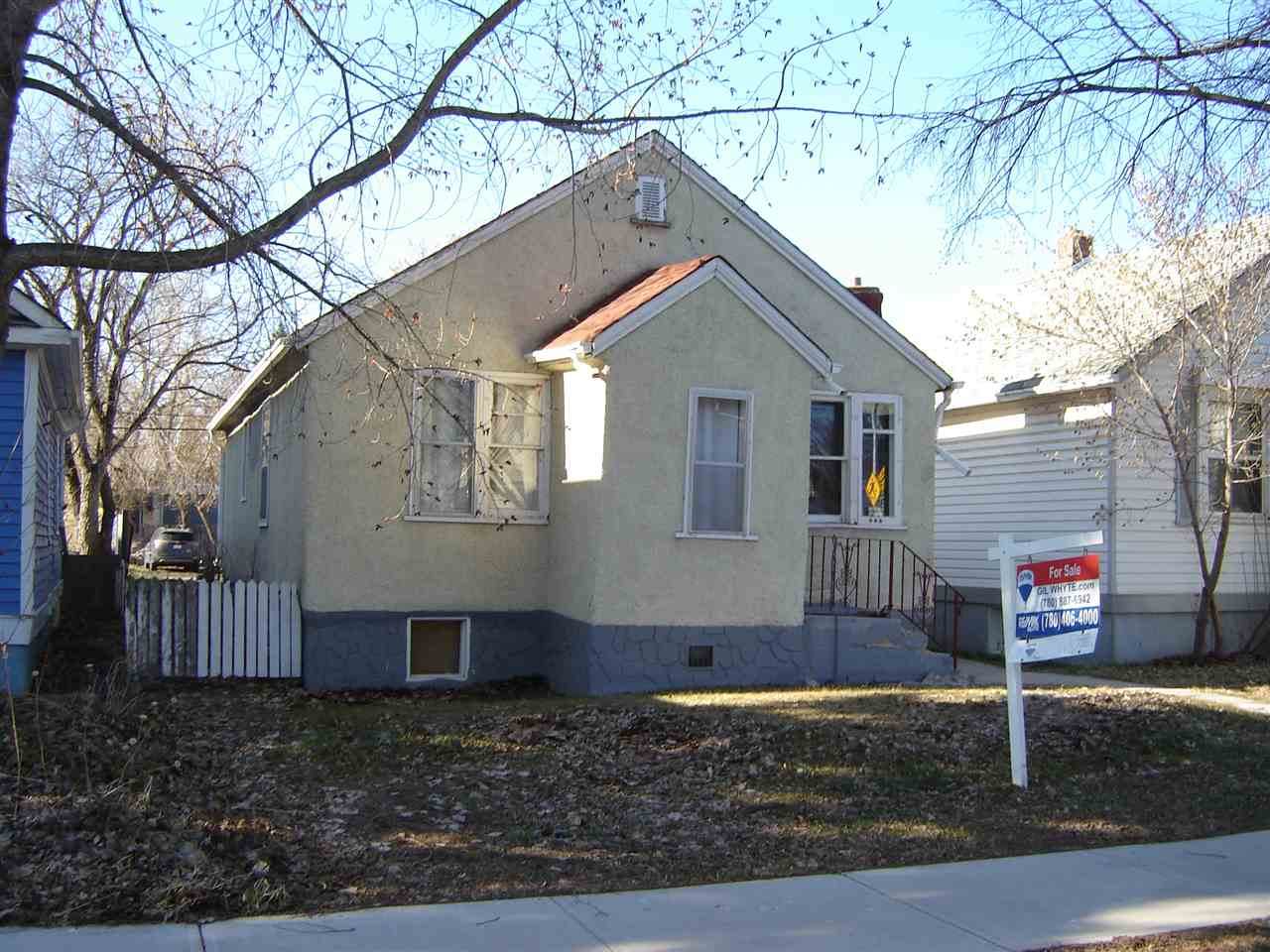 10453 77 Avenue - Photo 1