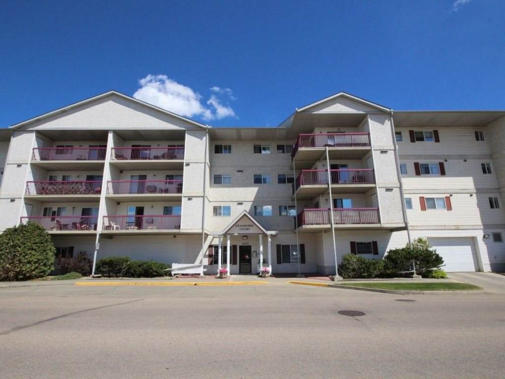 106 4906 47 Avenue - Photo 1