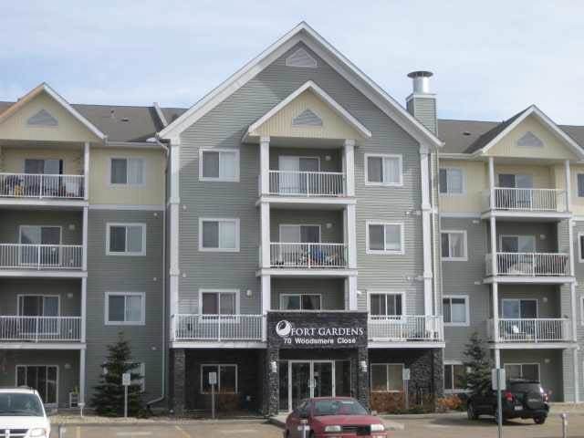 206 70 Woodsmere Close - Photo 1