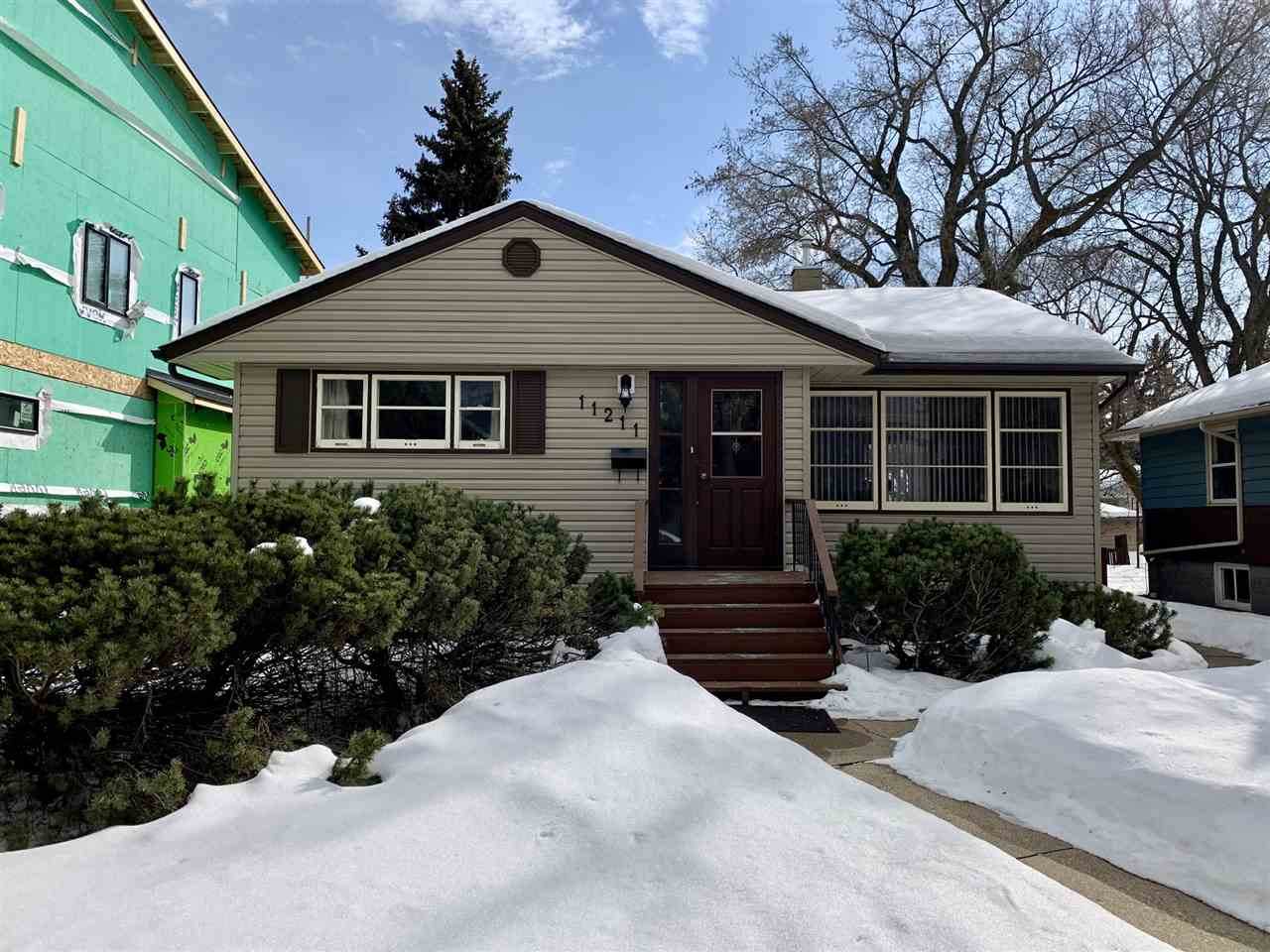 11211 75 Avenue - Photo 1