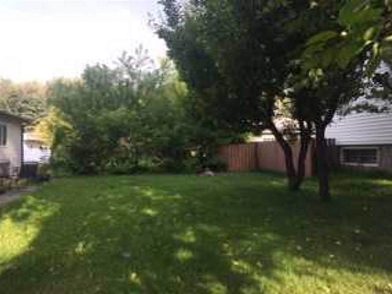 12017 58 Street - Photo 1