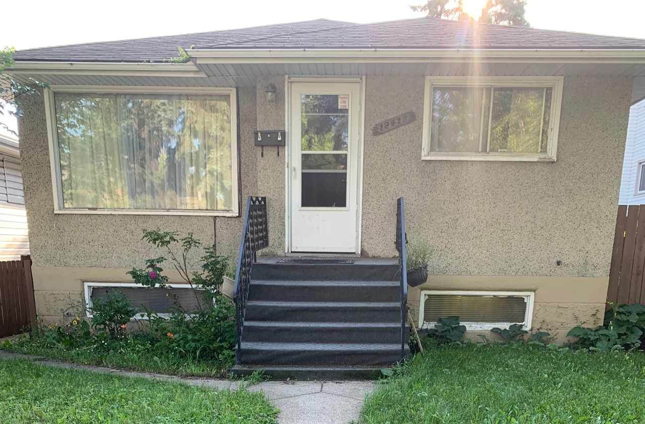 12418 82 Street - Photo 1
