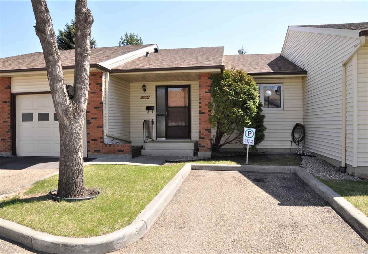 10864 11 Avenue - Photo 1