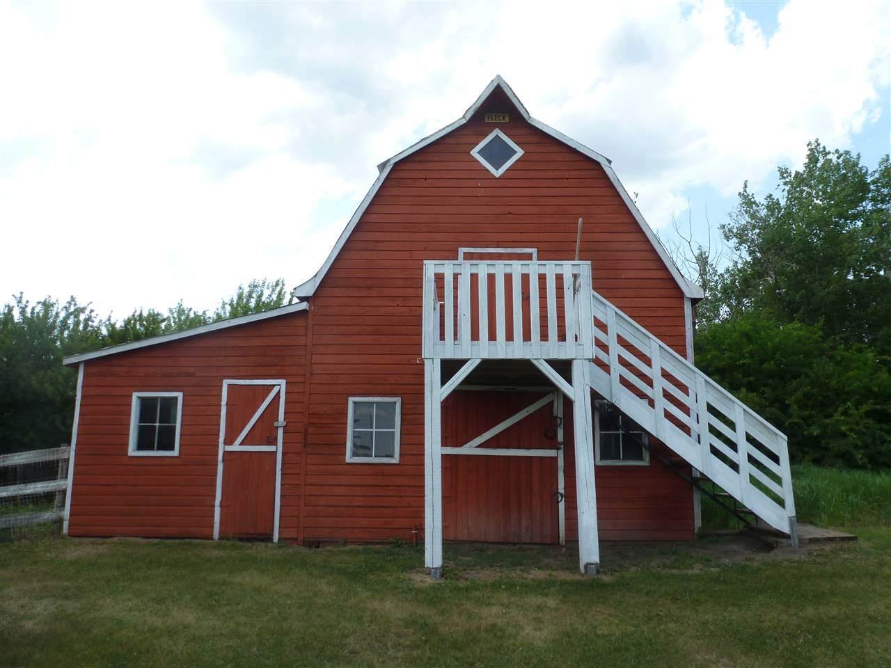 4736 47A ST - Photo 1