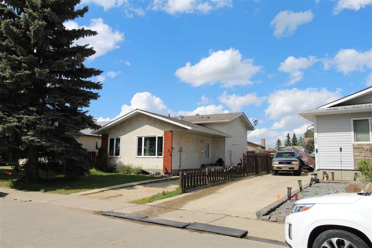 9408 176 Avenue - Photo 1
