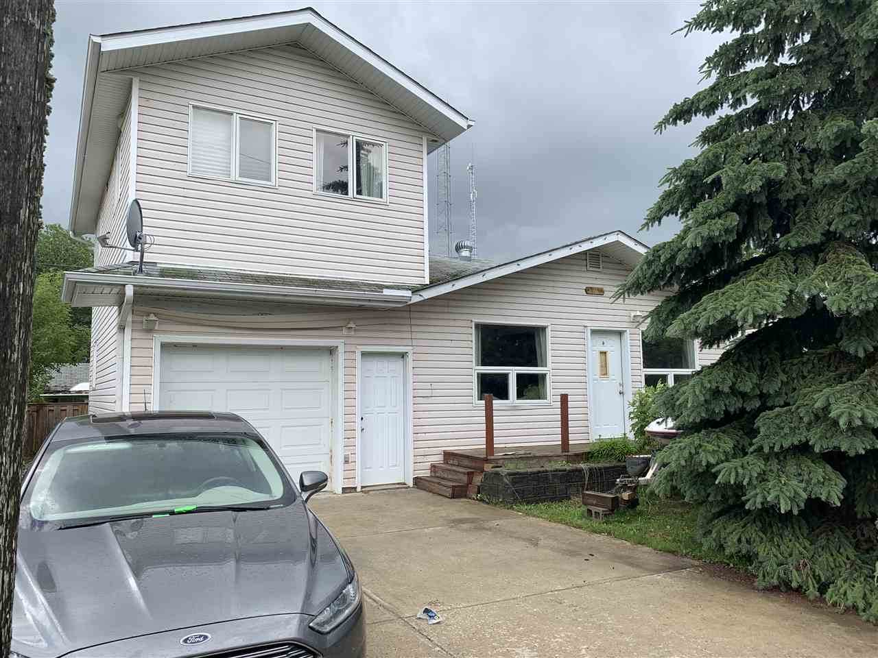 4728 48 Street - Photo 1