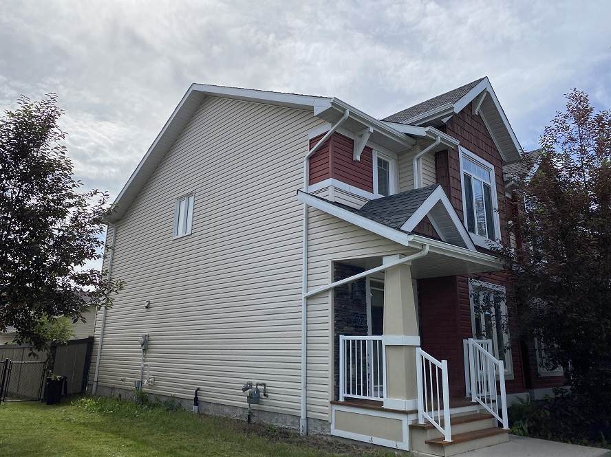 732 176 Street - Photo 1