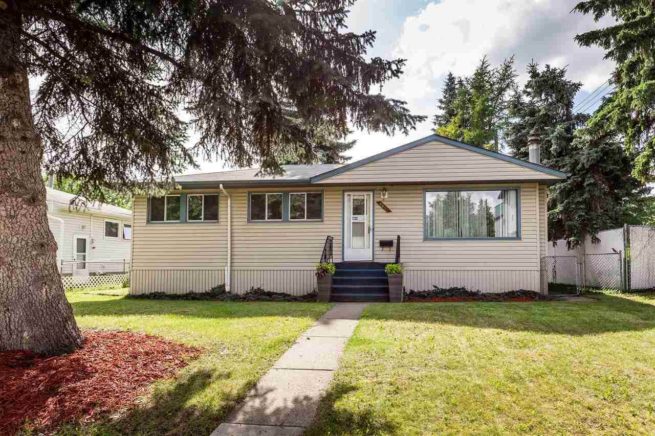 8812 148 Street - Photo 1
