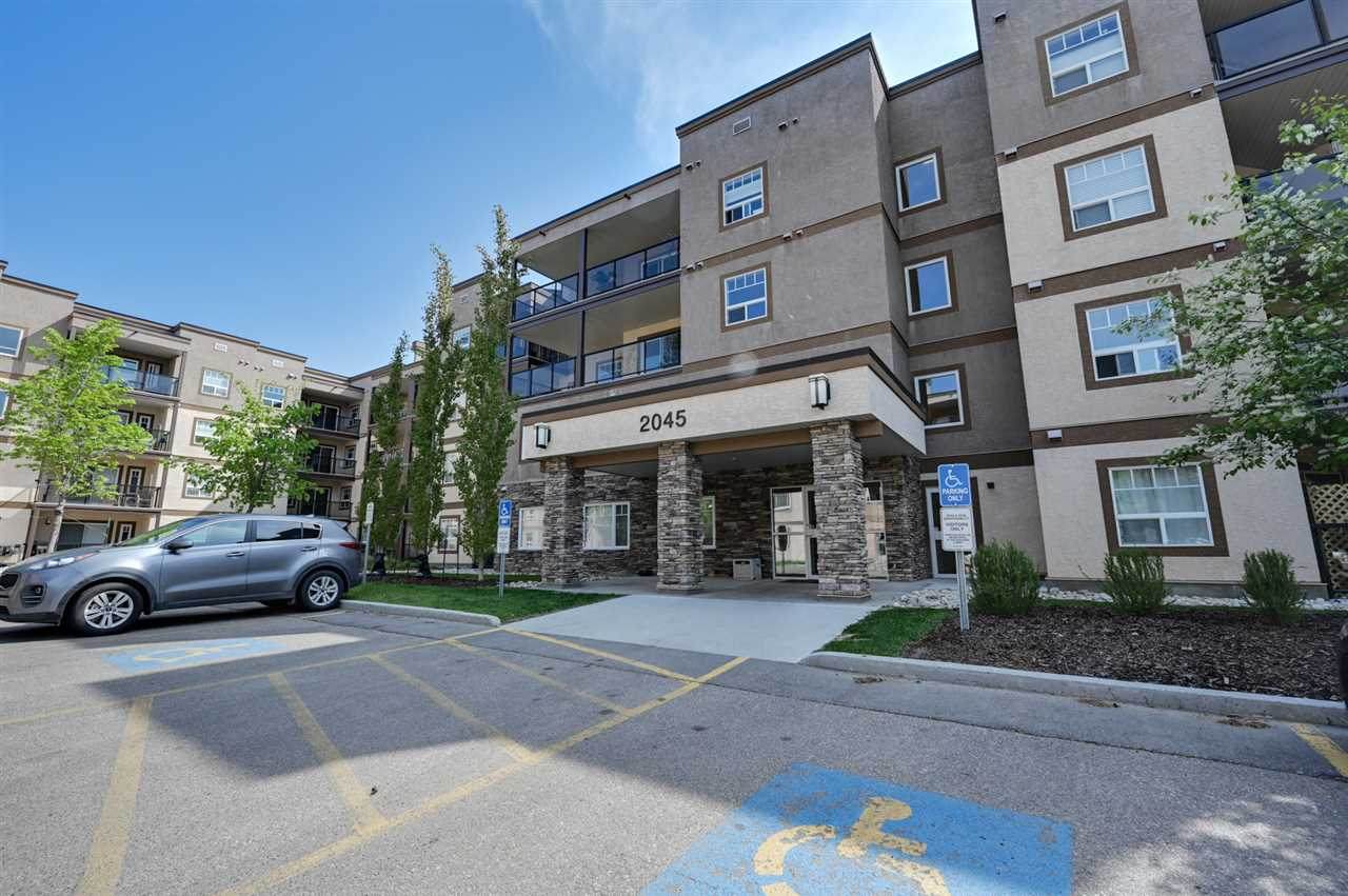305 2045 Grantham Court - Photo 1