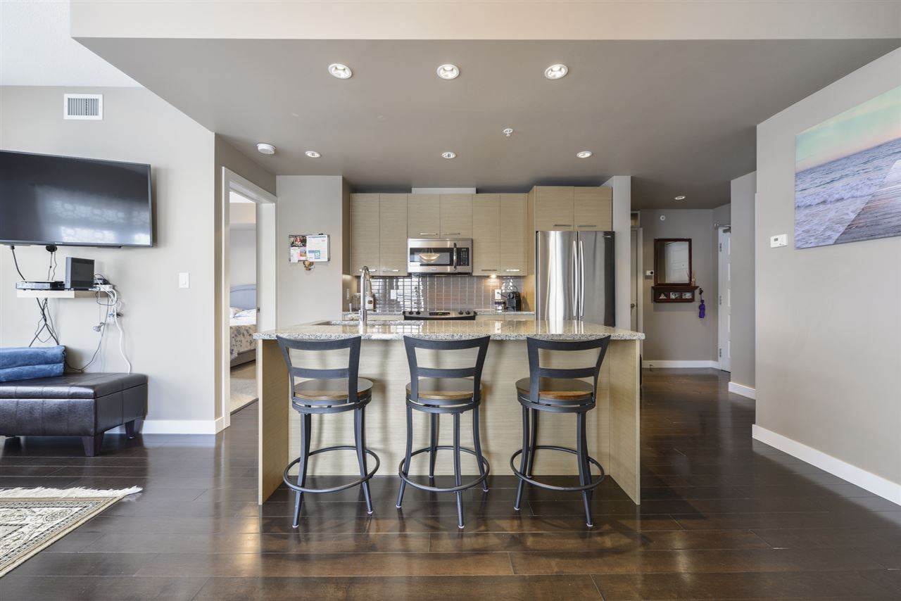 303 9908 84 Avenue - Photo 1