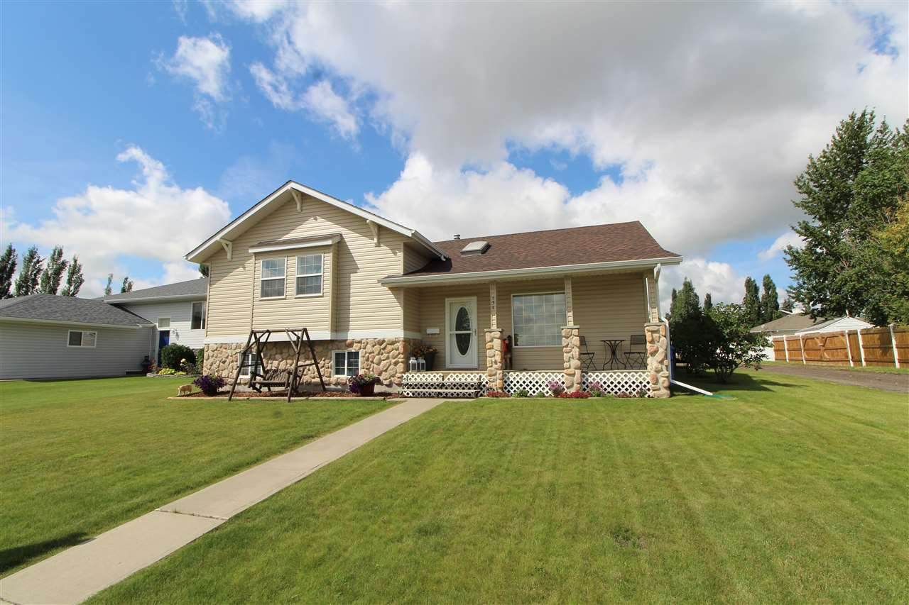134 Parkside Drive - Photo 1