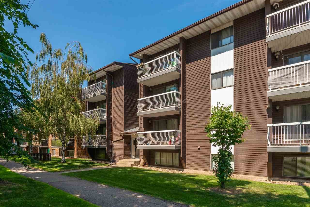 102 9904 90 Avenue - Photo 1