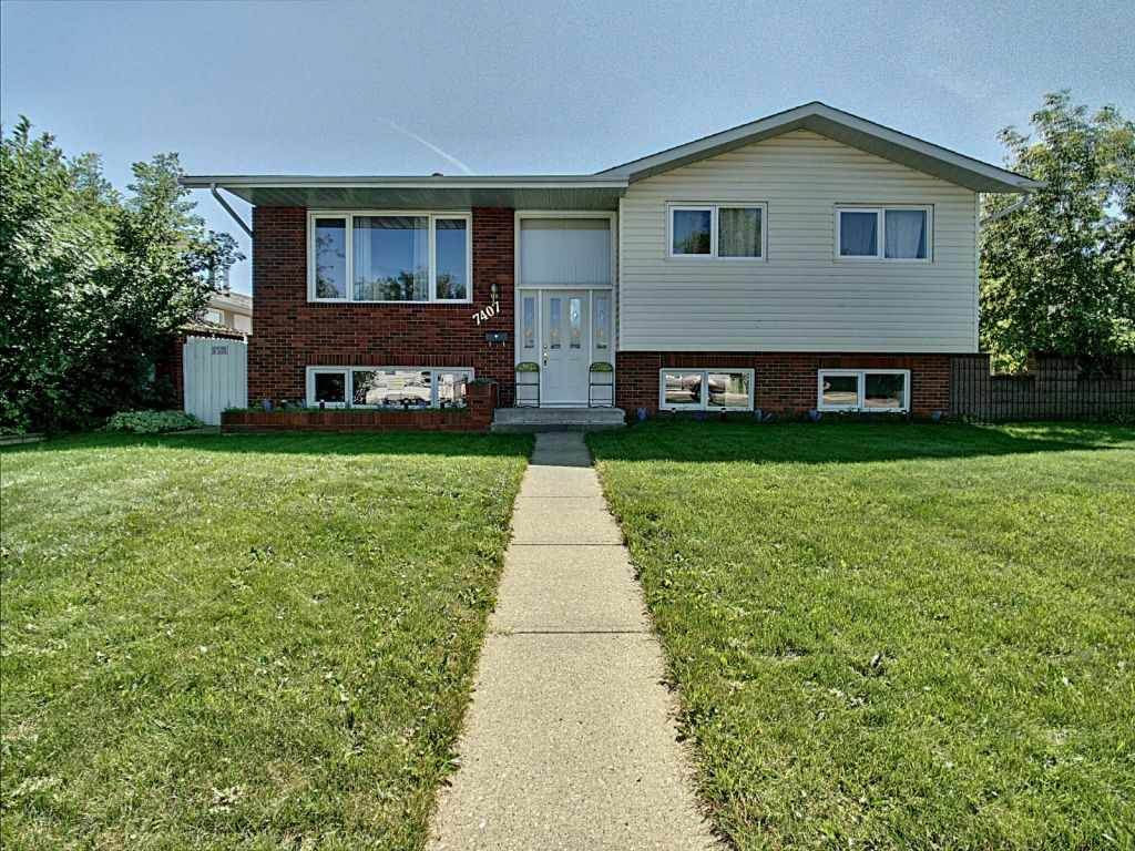 7407 150 Avenue - Photo 1