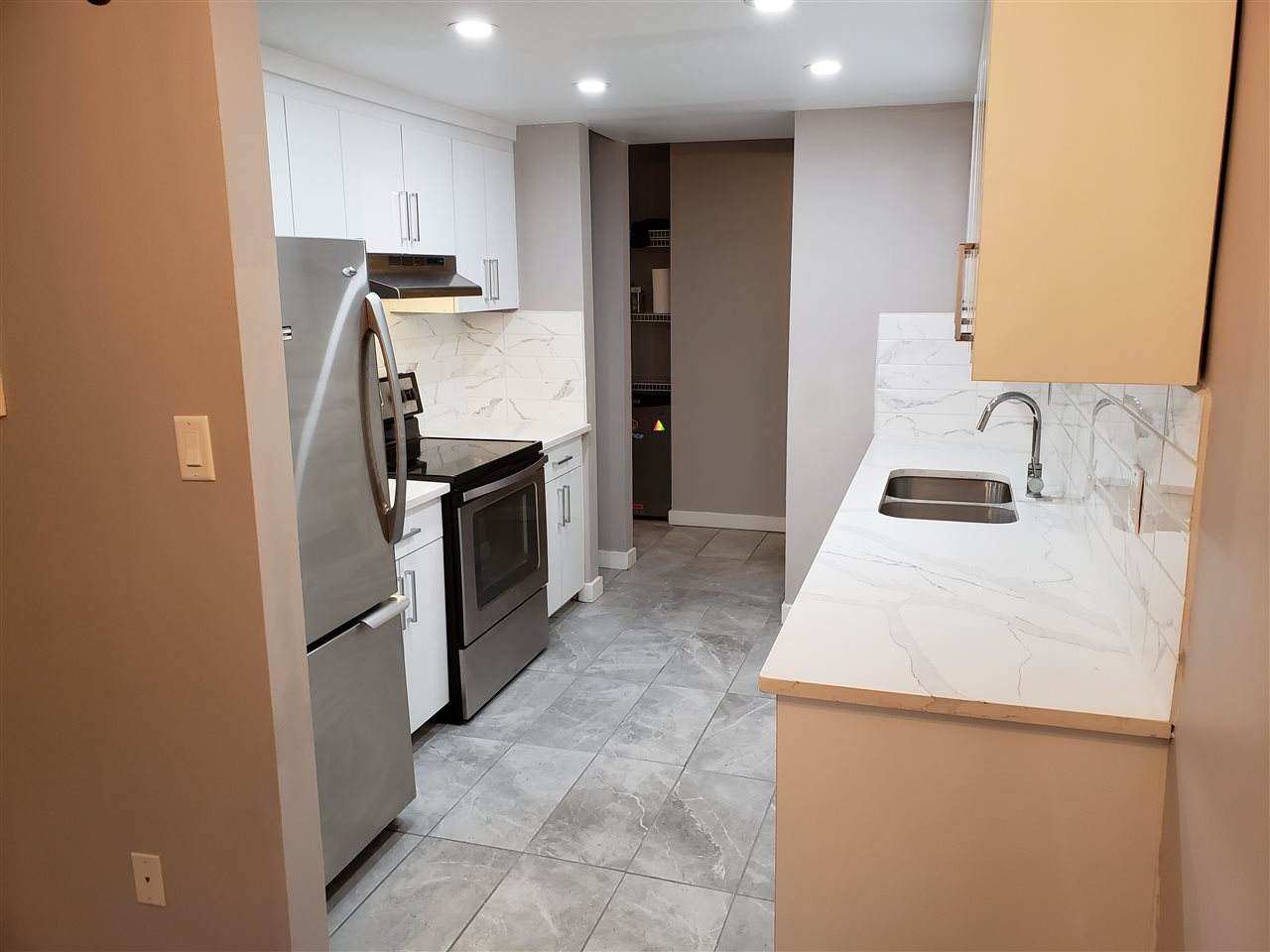 B1 9325 104 Avenue - Photo 1