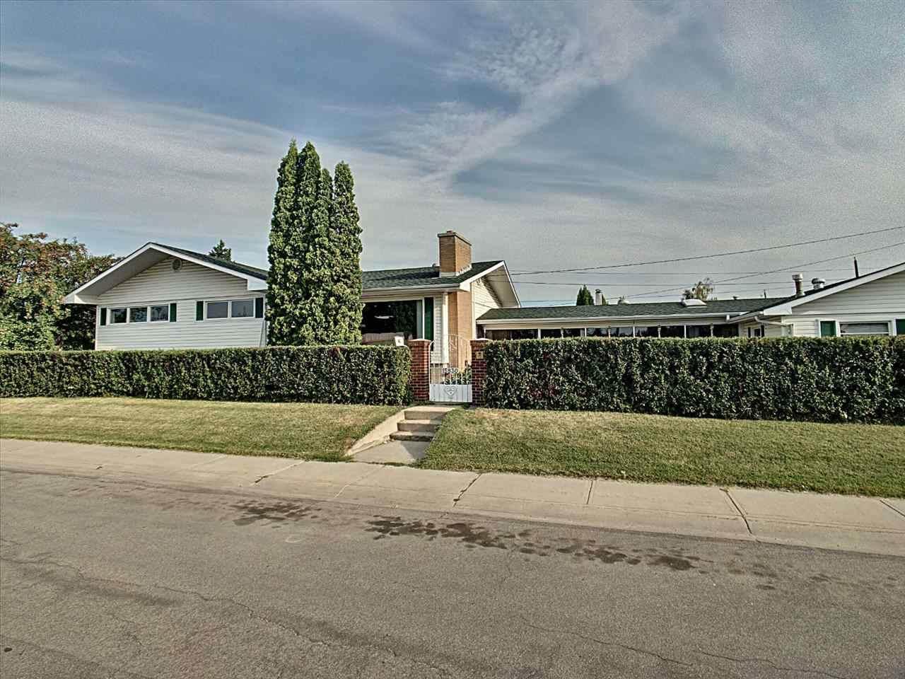 15830 96 Avenue - Photo 1