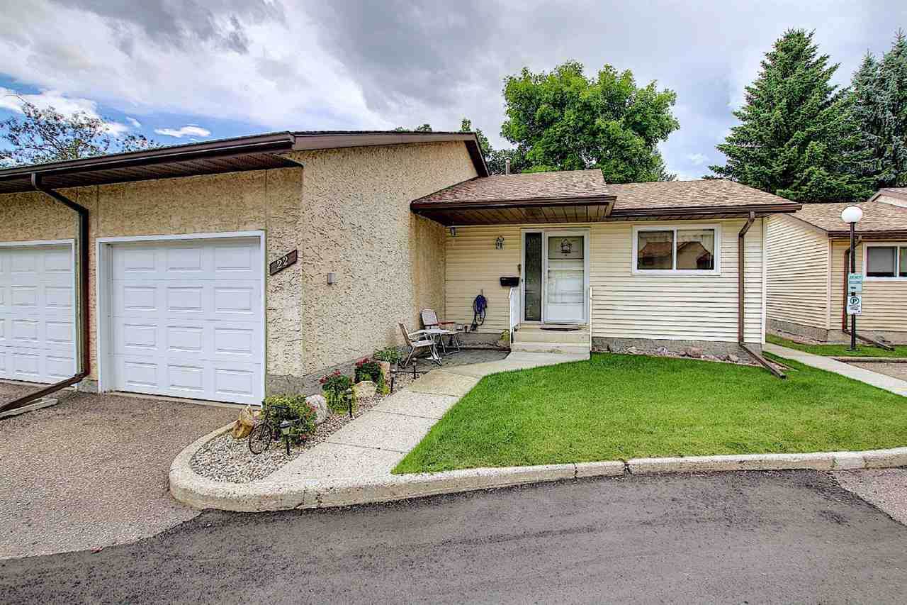 22 Pineview Horizon Village - Photo 1