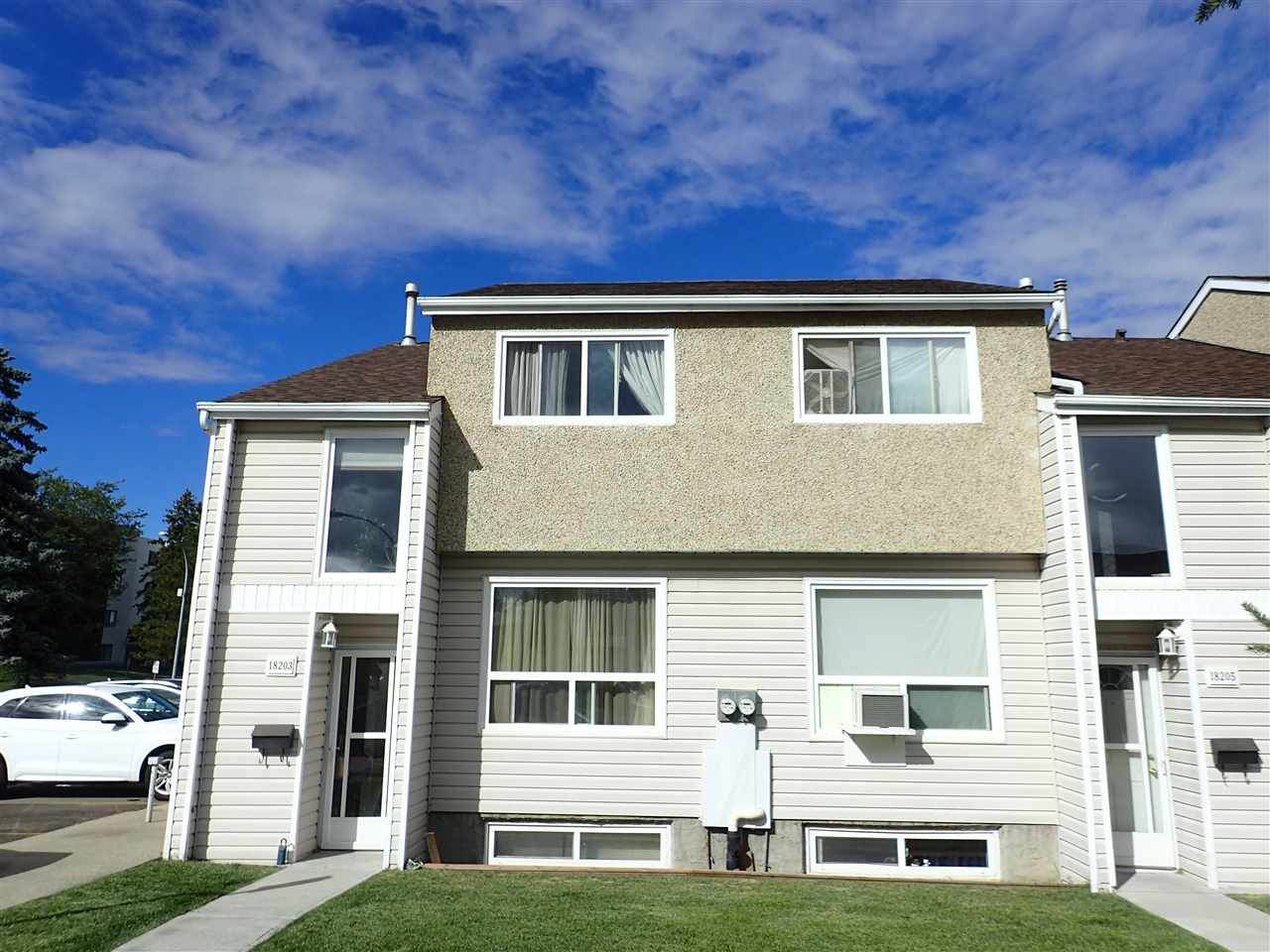 18203 93 Avenue - Photo 1
