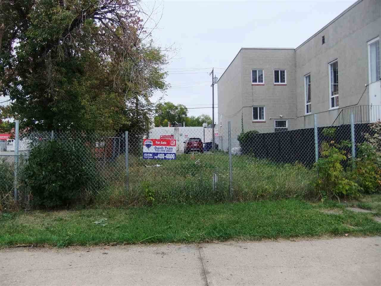 10637 98 Street - Photo 1