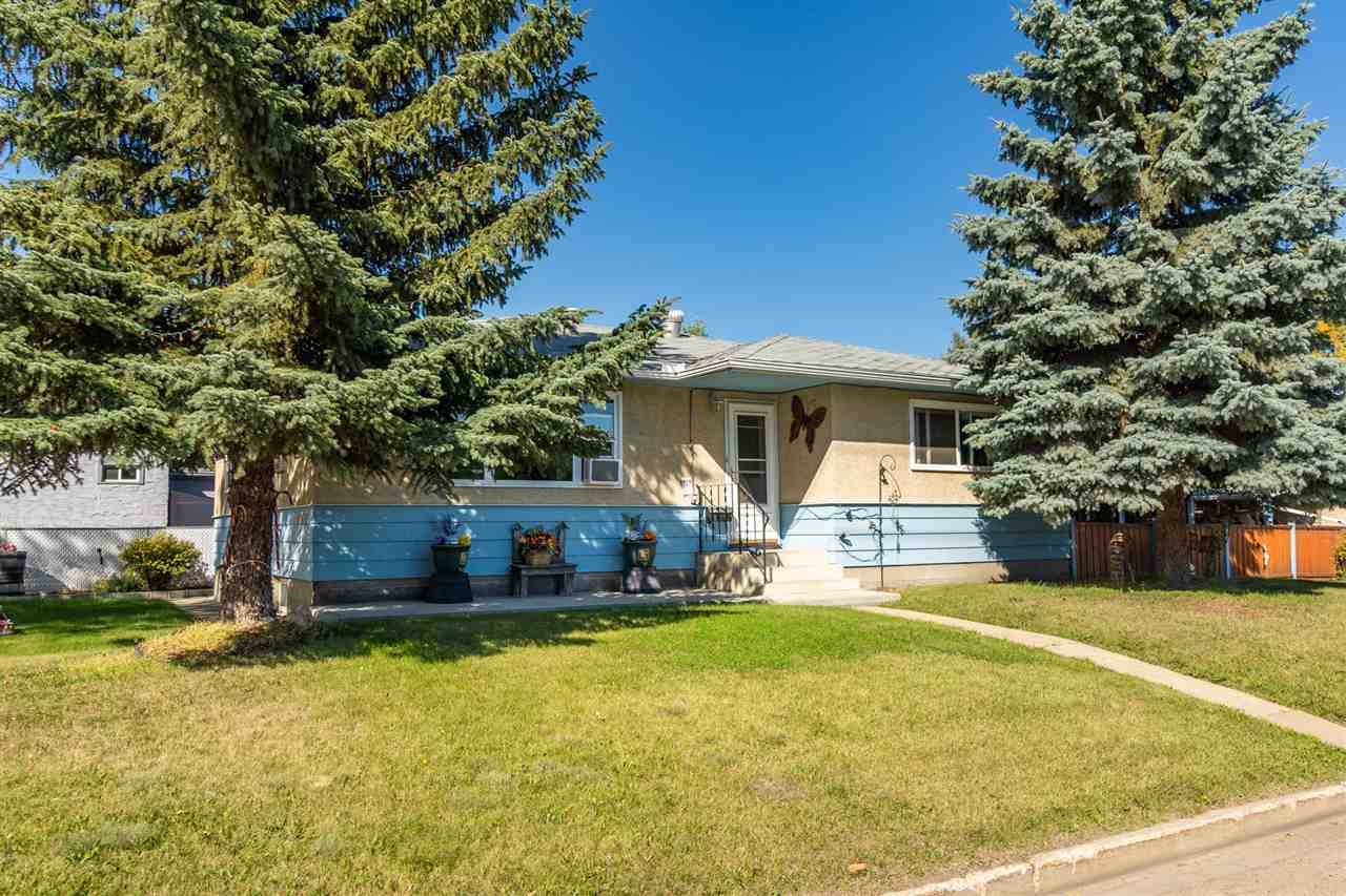 4802 47 Avenue - Photo 1