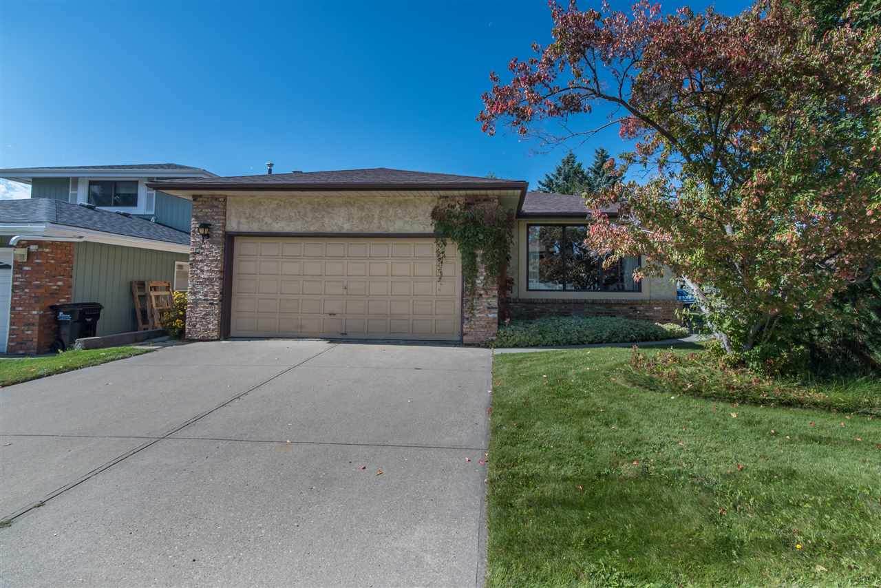 87 Woodstock Drive - Photo 1