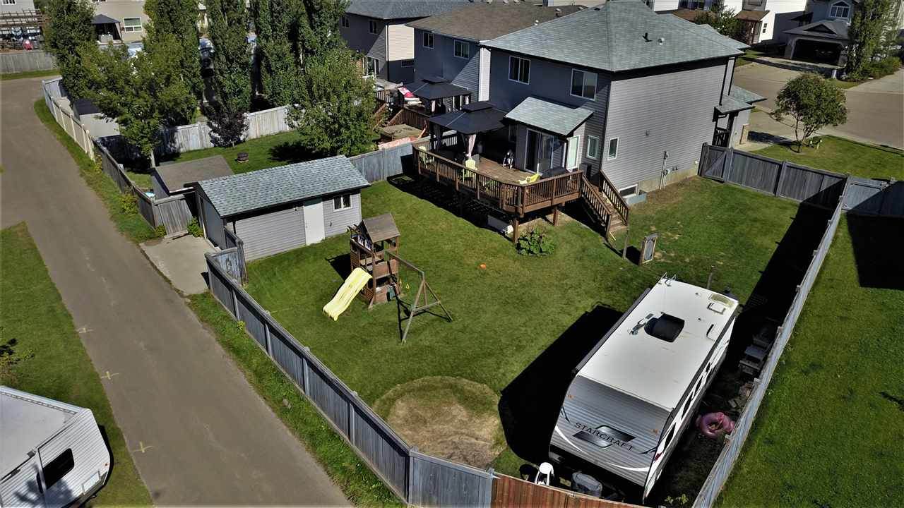 56 Greystone Crescent - Photo 1