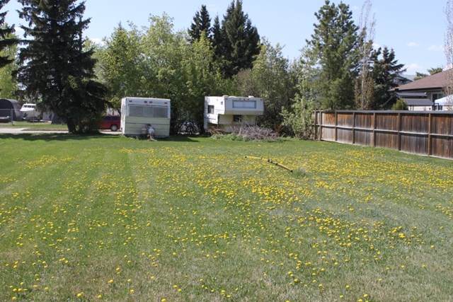 5124 52 Ave - Photo 1