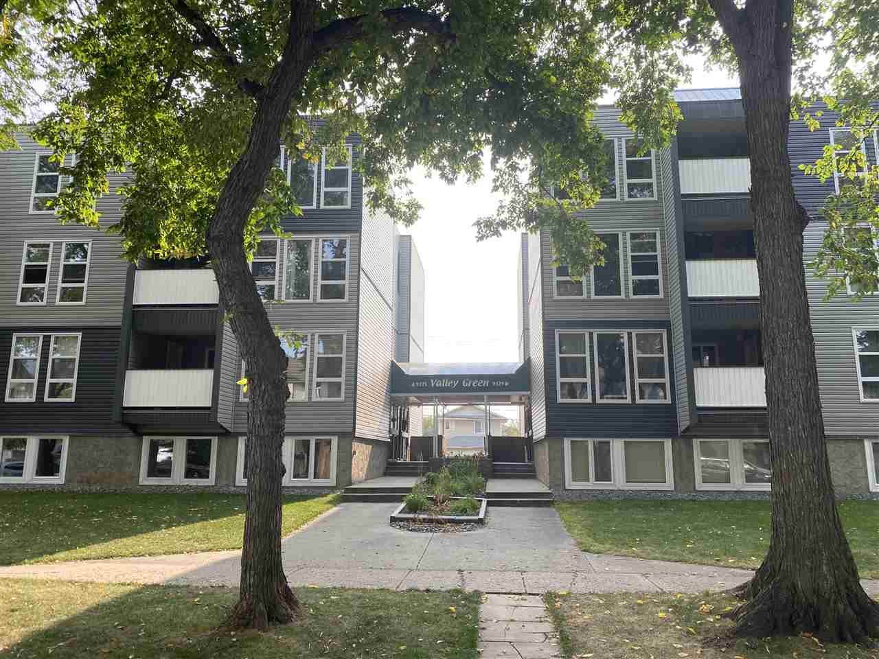 205 9329 104 Avenue - Photo 1