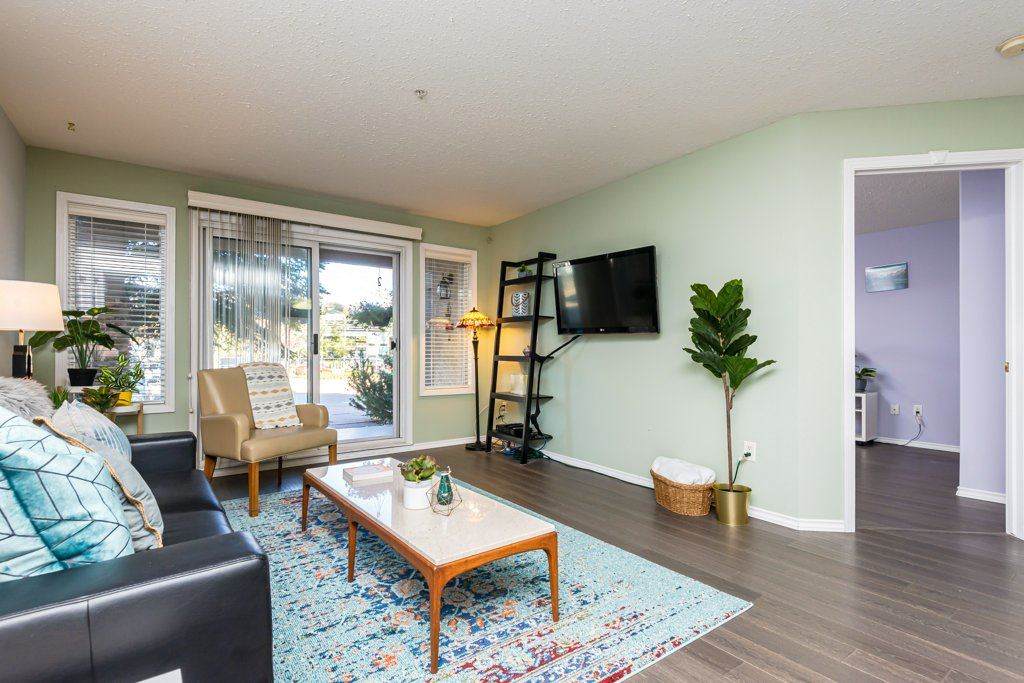 106 8956 156 Street - Photo 1