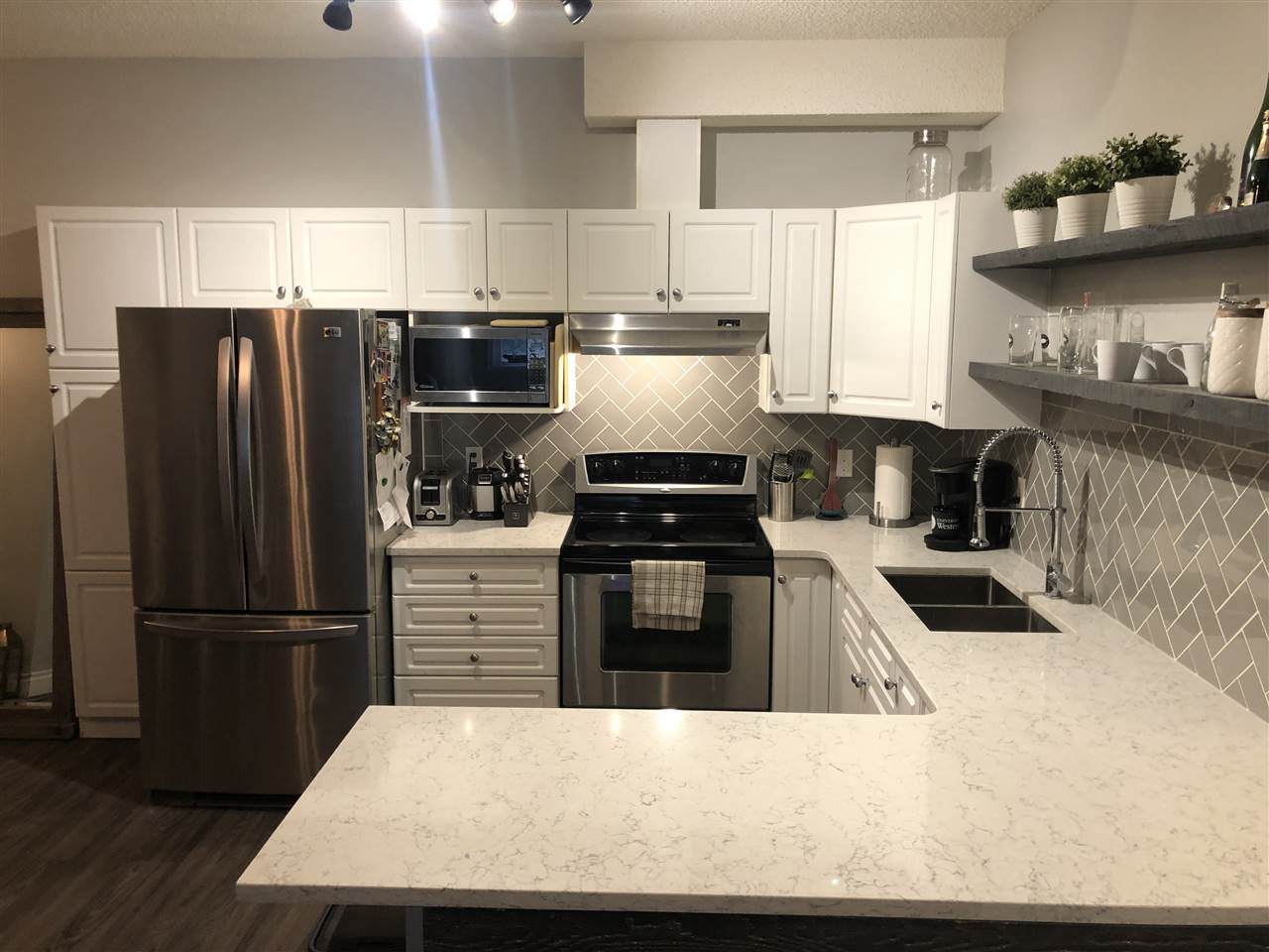 206 304 Lewis Estates Boulevard - Photo 1