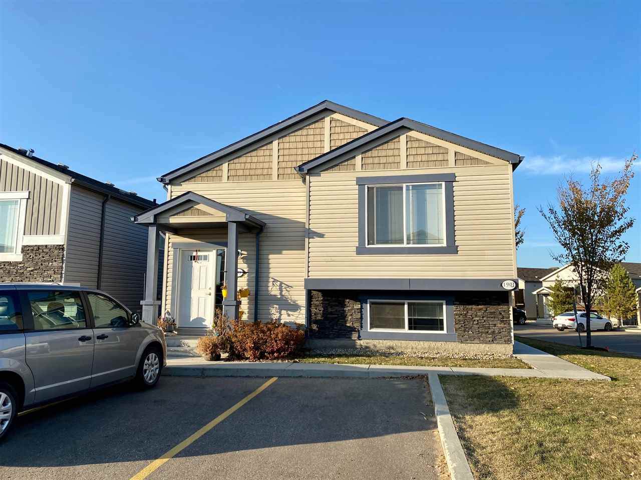 190 142 Selkirk Place - Photo 1