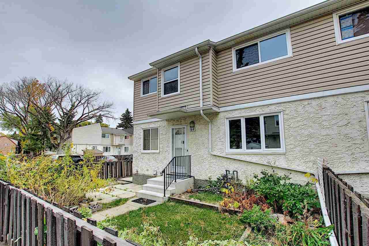 11F Clareview Village - Photo 1