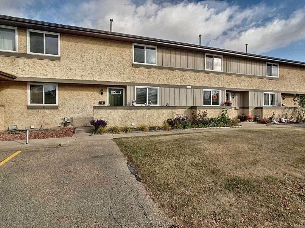 9 8930 99 Avenue - Photo 1