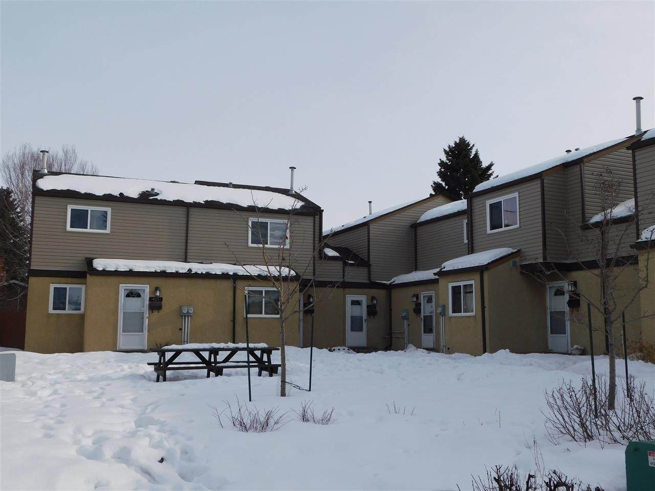 14249 23 Street - Photo 1