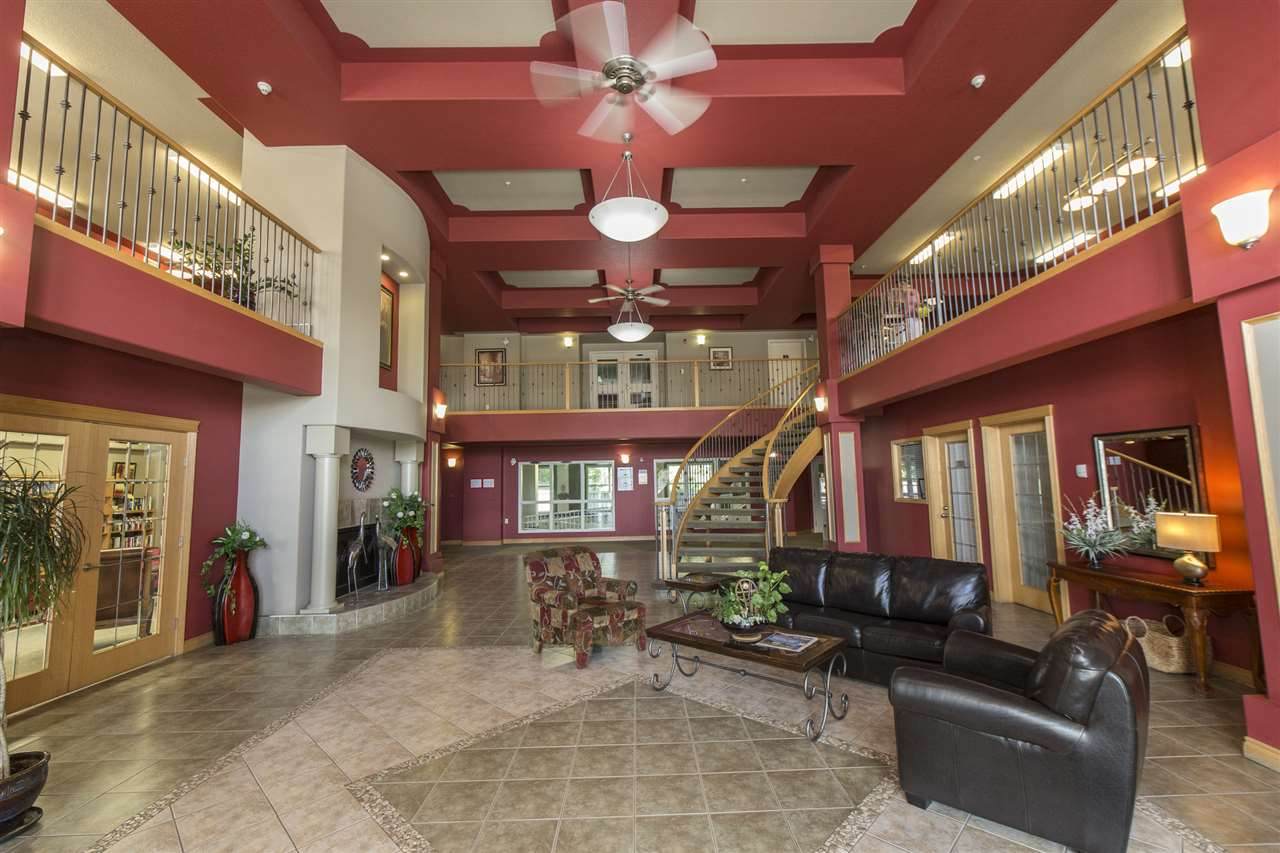 448 612 111 Street - Photo 1