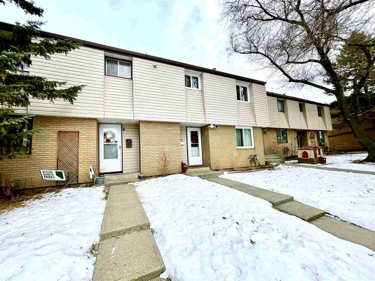 67 Grandin Village - Photo 1