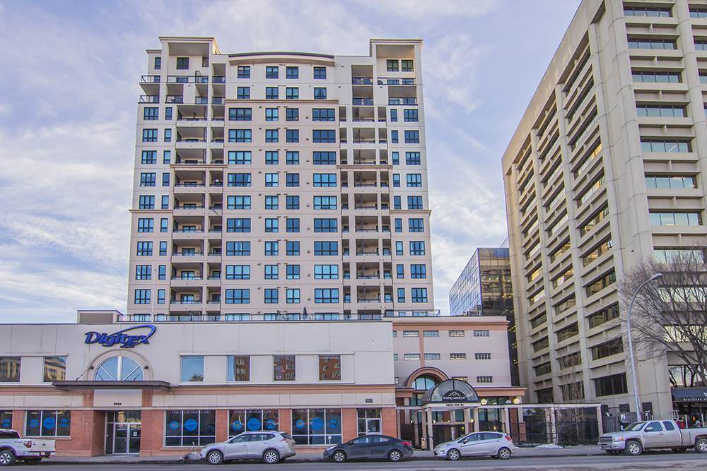 905 9939 109 Street - Photo 1