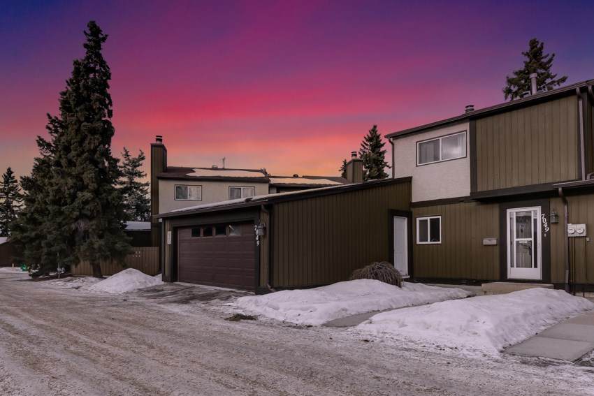 7049 32 Avenue - Photo 1
